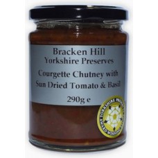 COURGETTE CHUTNEY WITH SUNDRIED TOMATOES (Bracken Hill) 290g
